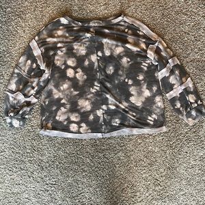 Ces Femme pull over, thin, boutique find!